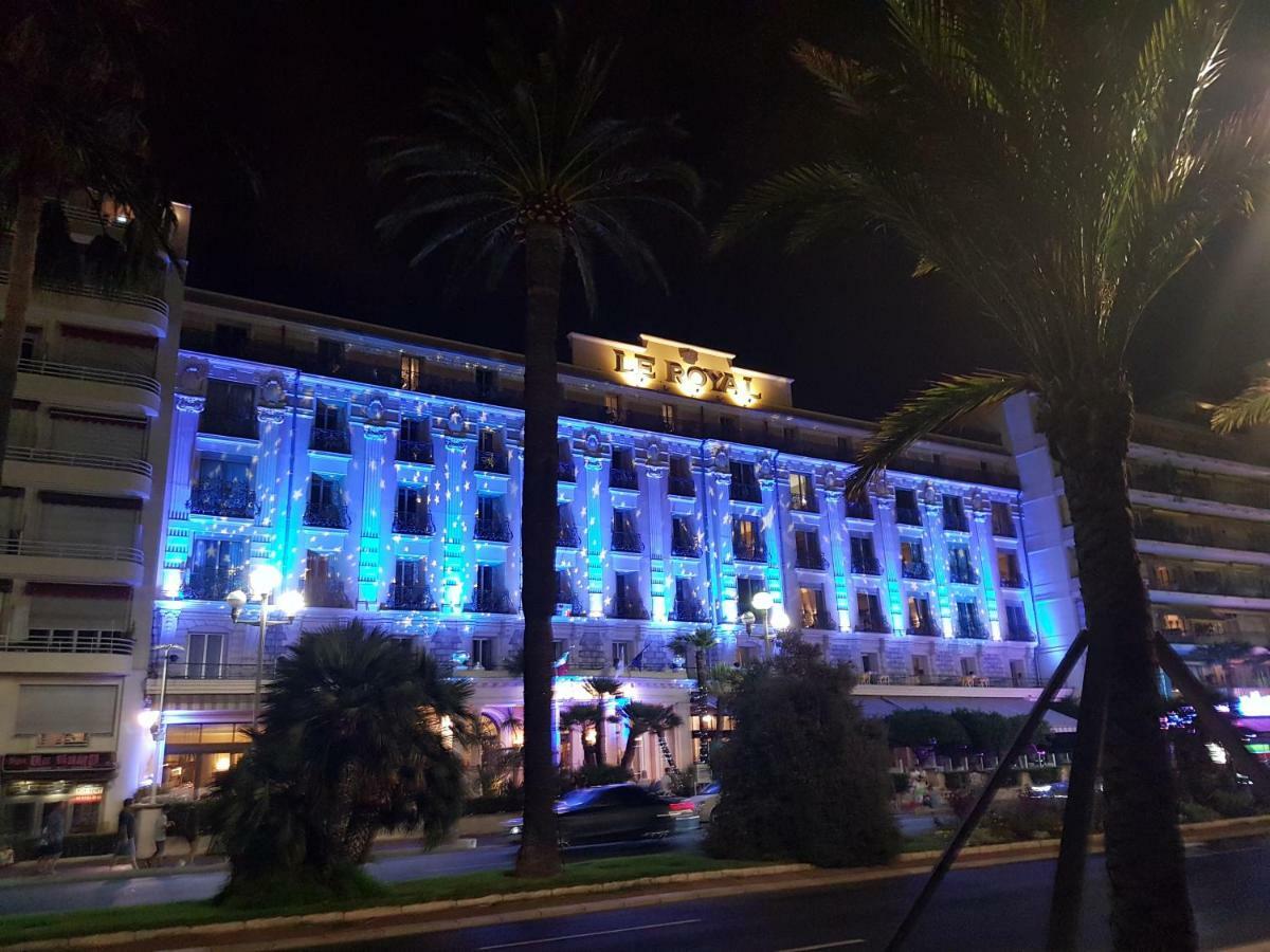 Les Palmiers A 700M De La Mer 尼斯 外观 照片